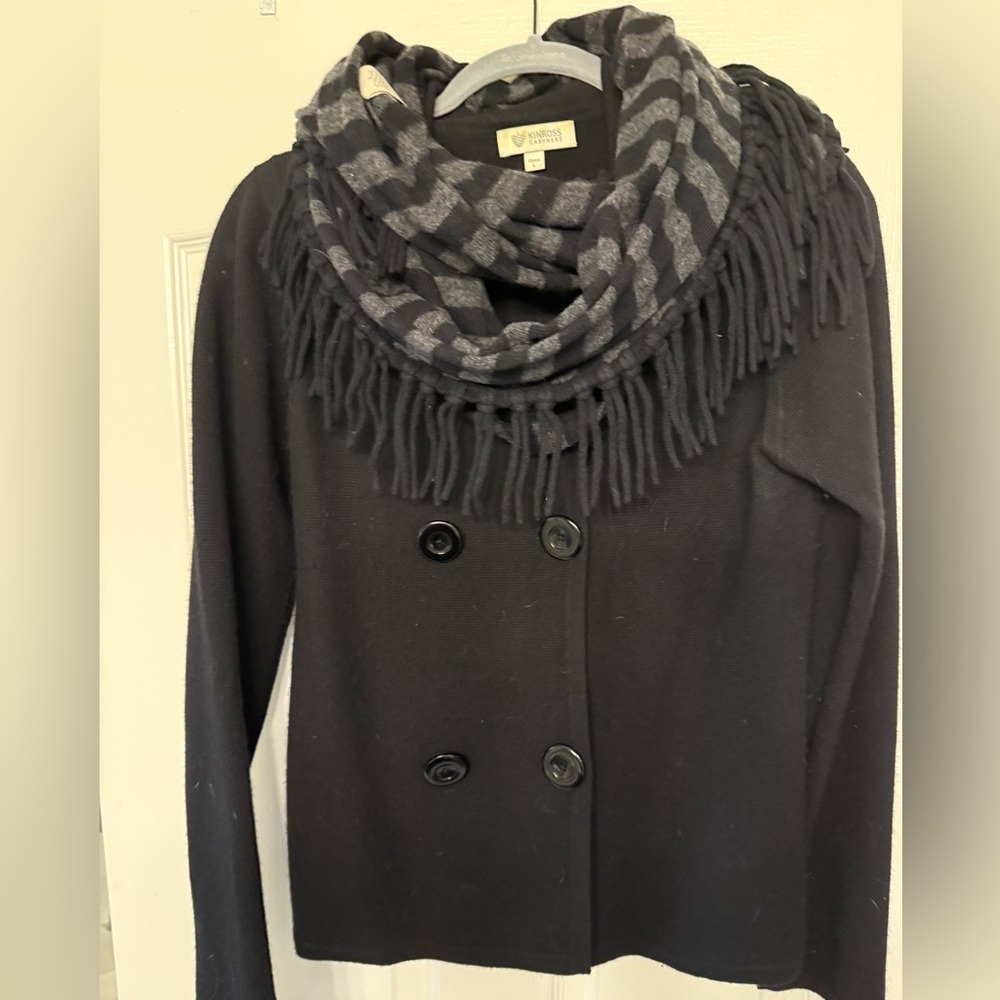 Kinross Cashmere Black and Grey Fringed Infinity Scarf - Picture 2 of 13